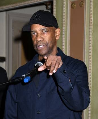 Denzel Washington s Sardi s Portrait Unveiling in New York