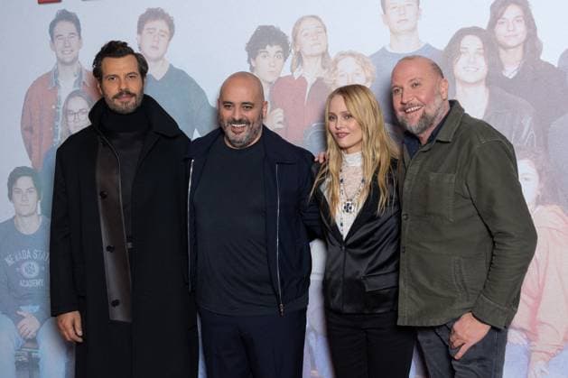 T as Pas Change Premiere in Paris
