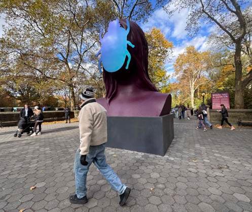 Skulptur von Monira Al Qadiri in New York