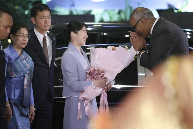 Japan, Prinzessin Aiko reist nach Laos
