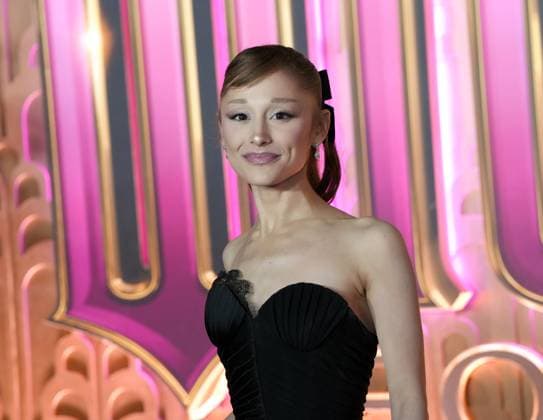 Celebrity, Ariana Grande und Ethan Slater haben sich getrennt, Archivbilder