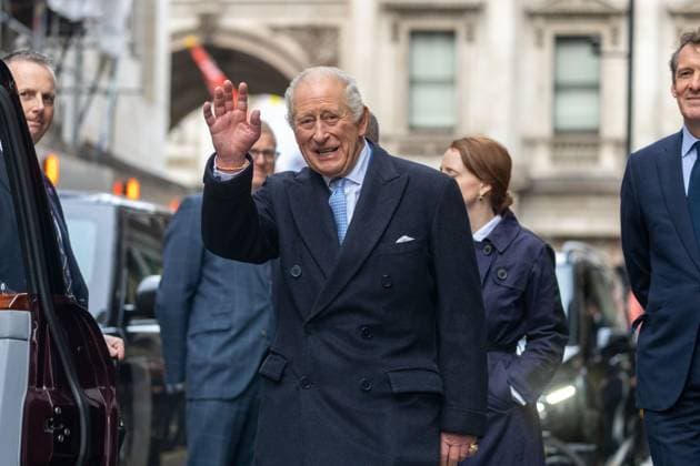 Großbritannien, König Charles III. bei Fortnum & Mason in London