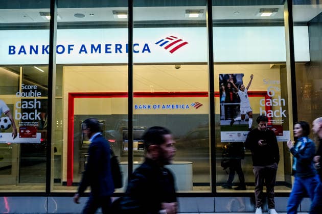 Bank of America will Millionen an Epstein- Opfer zahlen, Archivbilder