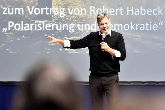 Witten, Robert Habeck hält Vortrag in der UWH