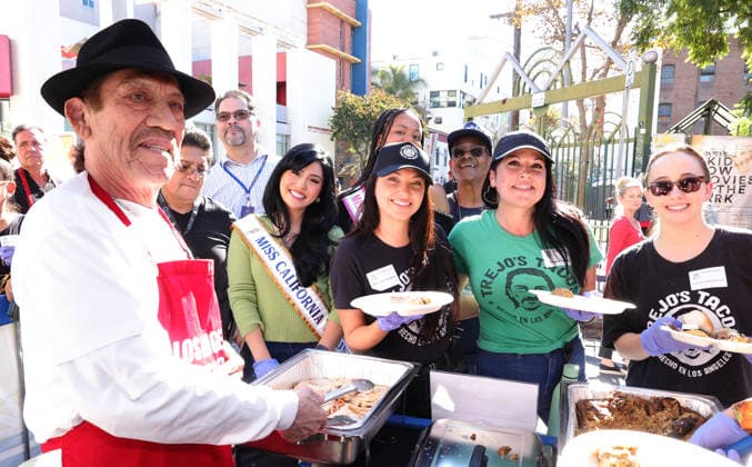 Thanks & Giving On Skid Row in Los Angeles