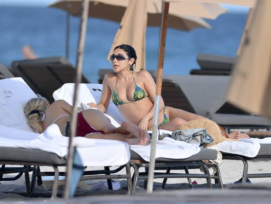 Chantel Jeffries am Strand von Miami Beach