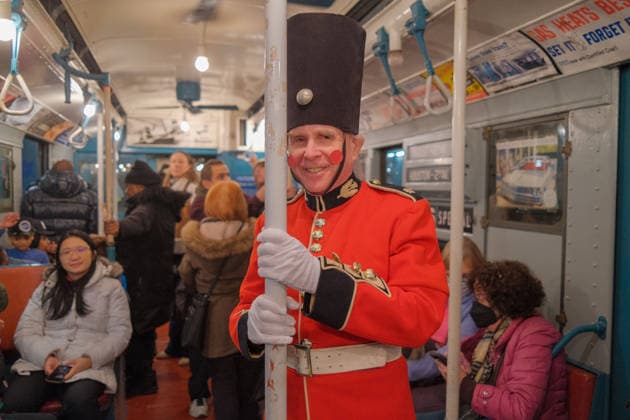Vintage Holiday Train Ride des Transit Museum in New York