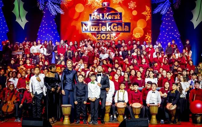 Niederlande, Königin Maxima besucht Aufzeichnung der Weihnachtsmusikgala in Breda