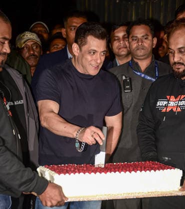 Salman Khan feiert seinen 60. Geburtstag in Mumbai