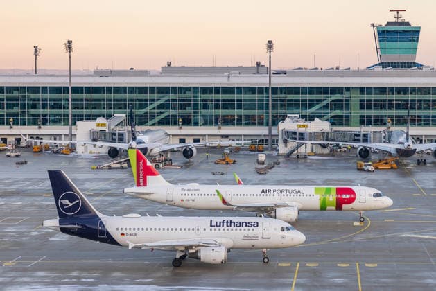 Lufthansa hat ein Angebot für TAP Air Portugal abgegeben, Archiv- und Symbolbilder