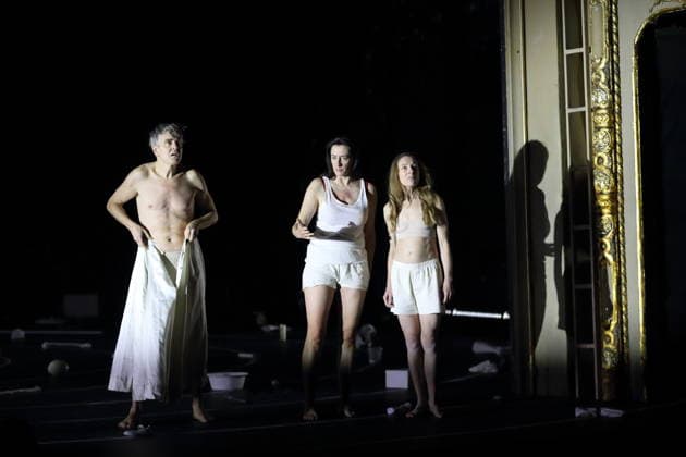 Antigone Fotoprobe im Berliner Ensemble in Berlin