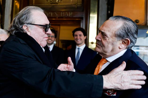 Gerard Depardieu trifft Rino Barillari in Rom