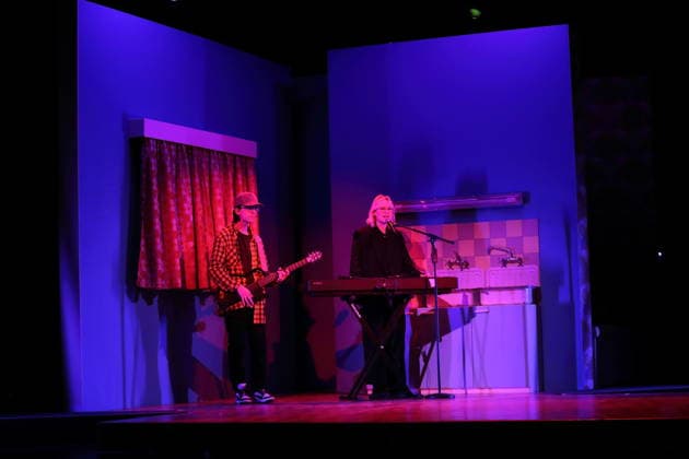 Band Stoptime während der Fotoprobe für Zukunftsmusik im Maxim Gorki Theater in Berlin