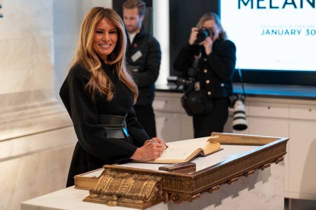 Melania Trump läutet vor Filmstart die Glocke der New Yorker Börse