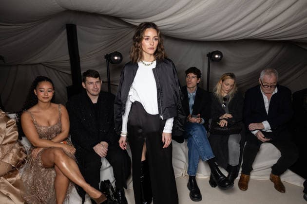 Paris Fashion Week, Gäste der Ashi Studio Modenschau