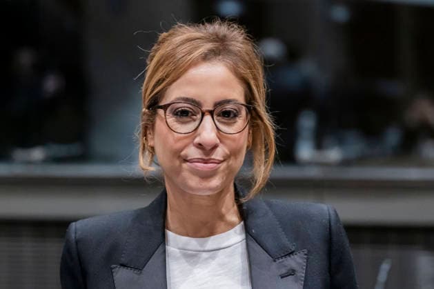 Lea Salame gibt TV Nachrichten wegen Kandidatur ihres Partners Raphael Glucksmann ab, Archivbilder