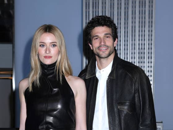 Sarah Pidgeon und Paul Anthony besuchen das Empire State Building in New York
