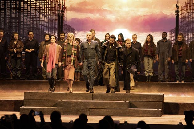 The Last Ship Musicalpremiere in Boulogne-Billancourt