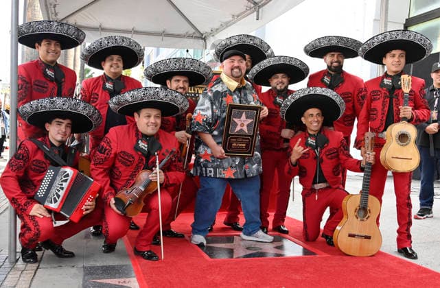 Fluffy Iglesias erhält Stern auf dem Hollywood Walk of Fame in Los Angeles