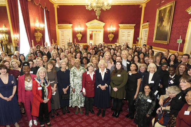 Royals, Königin Camilla bei Empfang zum Internationalen Frauentag im St James s Palace in London