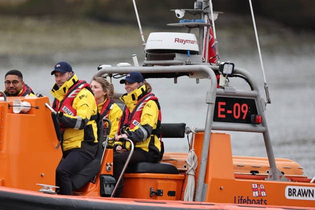 Royals, Prinz William und Kate Middleton zu Besuch bei RNLI-Rettungsstation in London