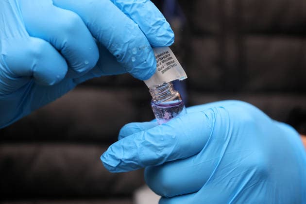 Chile, Chlorwert-Kontrolle vor geplantem Trinkwasser-Stopp in Santiago