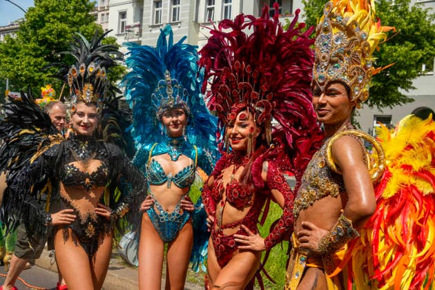 Berlin, Karneval der Kulturen, Straßenumzug in Friedrichshain