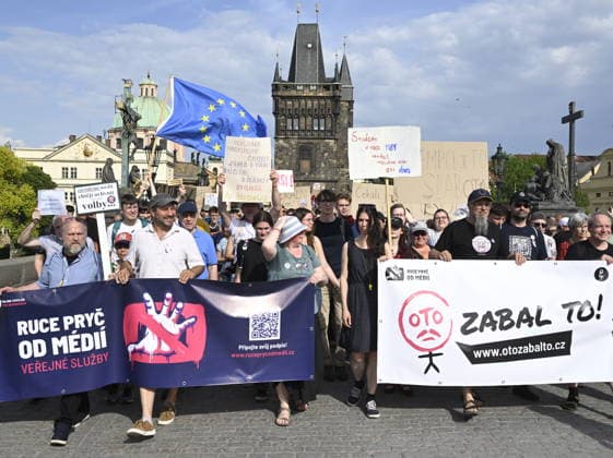 Tschechien, Demonstration für den Erhalt des öffentlichen Rundfunks in Prag
