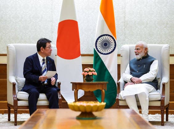 Indien, Narendra Modi trifft Toshimitsu Motegi in Neu-Delhi