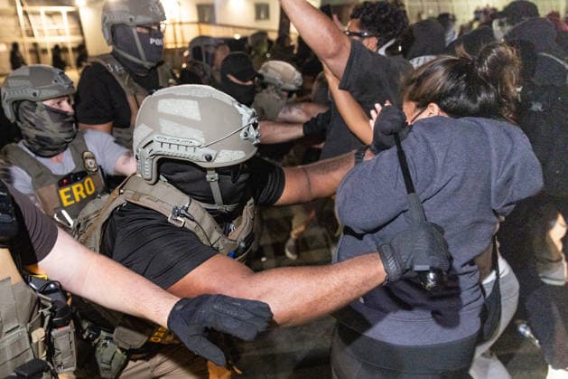 USA, Protest vor dem Einwanderungshaftzentrum Delaney in Newark