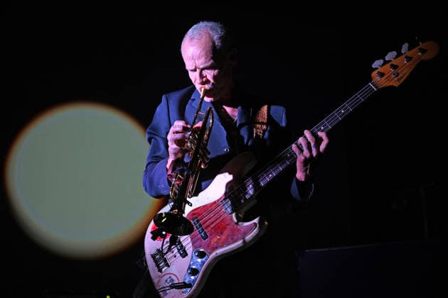 Musik, Flea and the Honora Band Konzert in London