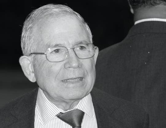 Donald Newhouse gestorben