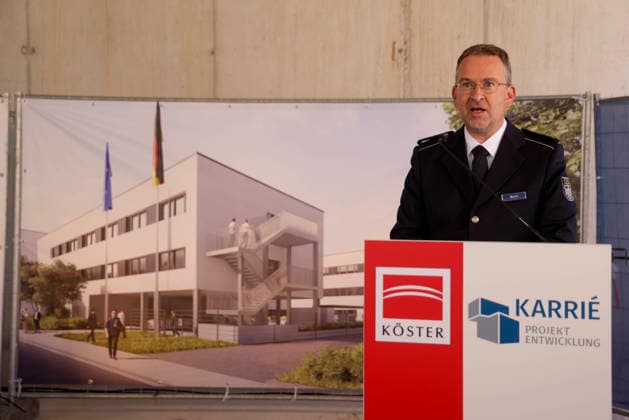 Rheinland-Pfalz, Richtfest des Neubau Zollamt Mainz und Finanzkontrolle Schwarzarbeit (FKS)