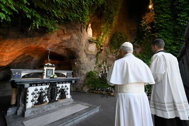Vatikan, Papst Leo XIV. betet den Rosenkranz für den Frieden