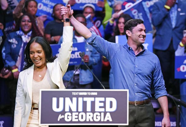 USA, Jon Ossoff und Keisha Lance Bottoms bei Wahlkampf-Rallye im Tabernacle in Atlanta