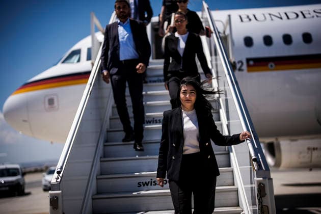 Zypern, Reem Alabali-Radovan und Asmund Grover Aukrust nach Reiseabbruch wegen Beschuss von Beirut in Larnaca