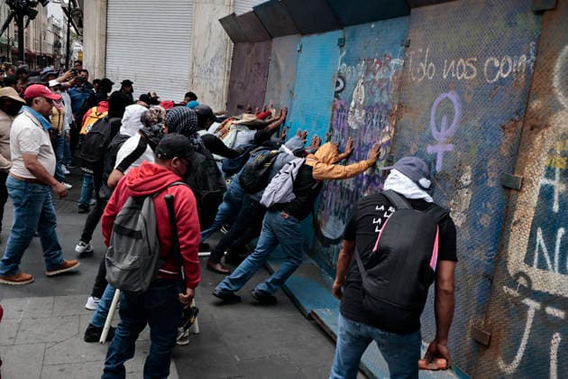 Mexiko, Protestmarsch der CNTE in Mexiko-Stadt