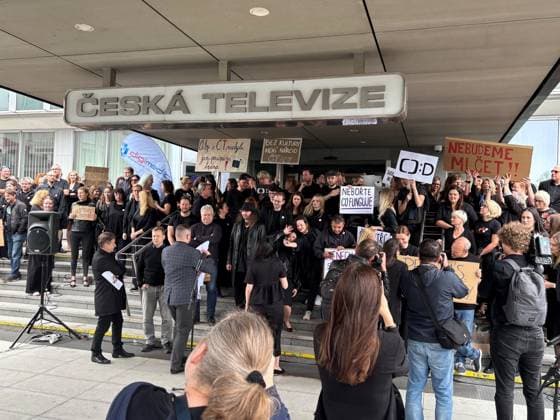Tschechien, Demonstration für den Erhalt des öffentlichen Rundfunks in Prag