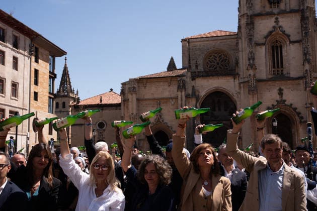 Spanien, Welt-Cider-Tag in Oviedo