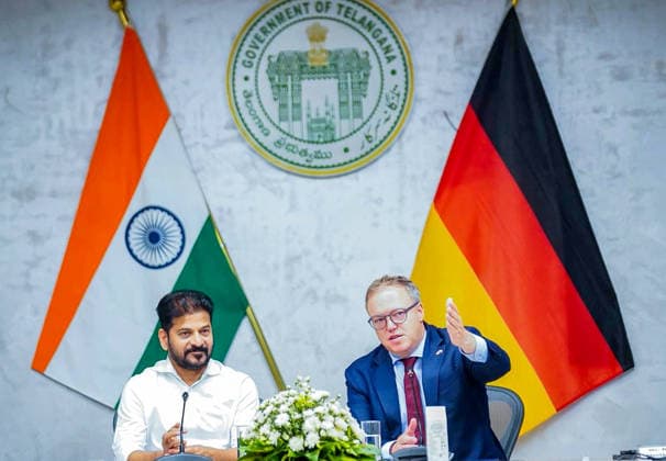 Indien, Mario Voigt auf Indien-Reise in Hyderabad