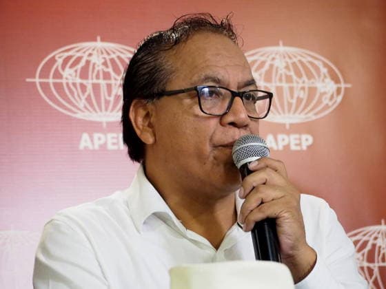 Peru, Roberto Sanchez Pressekonferenz in Lima