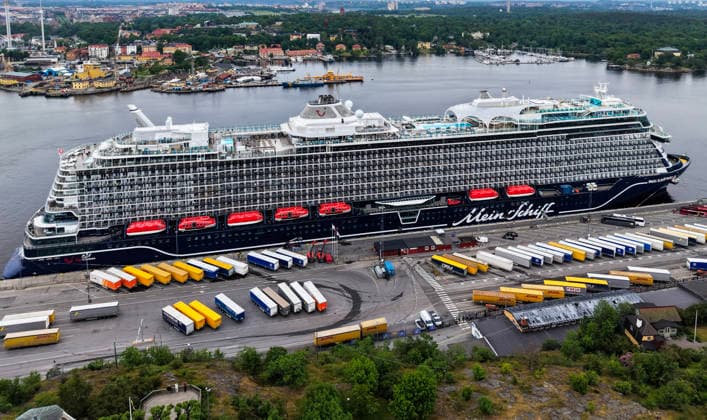 Schweden, Kreuzfahrtschiff Mein Schiff Relax in Stockholm