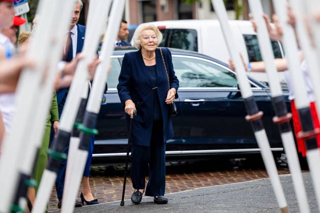 Royals, Prinzessin Beatrix anlässlich 35. Jahre De Mass in Rotterdam