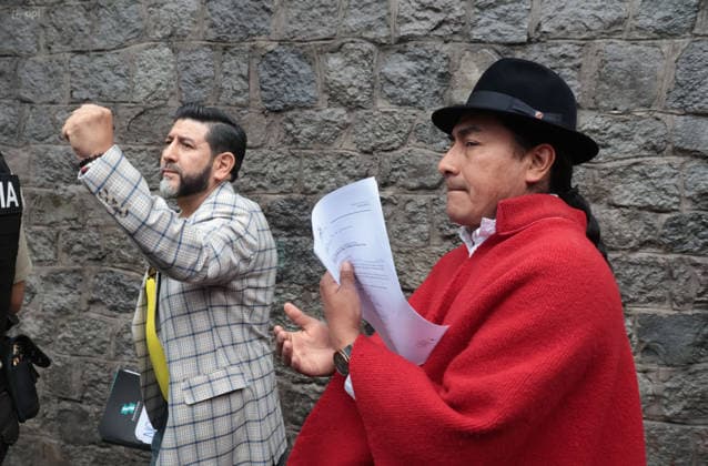 Ecuador, Revoca EC reicht Antrag für Formulare zur Unterschriftensammlung gegen Präsident Noboa ein