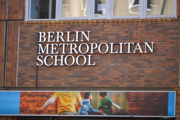 Coronavirus - Die Berlin Metropolitan School in Mitte setzt Unterricht aus