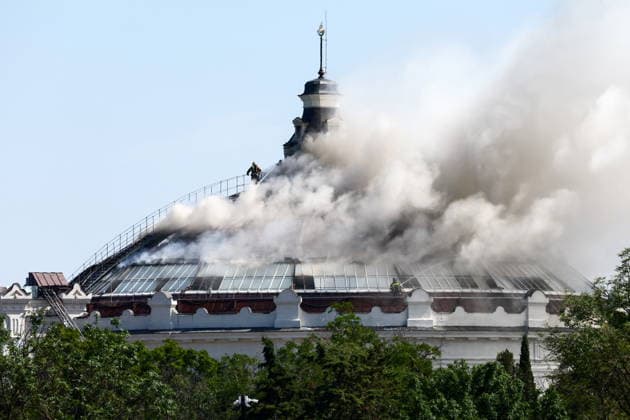 Krim, Brand nach Drohnenangriff auf Museum in Sewastopol