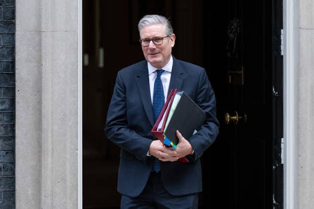 Großbritannien, Keir Starmer vor 10 Downing Street in London