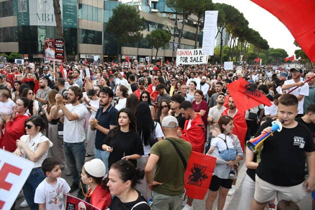 Albanien, Proteste gegen Bauprojekt von Trumps Schwiegersohn Jared Kushner in Tirana
