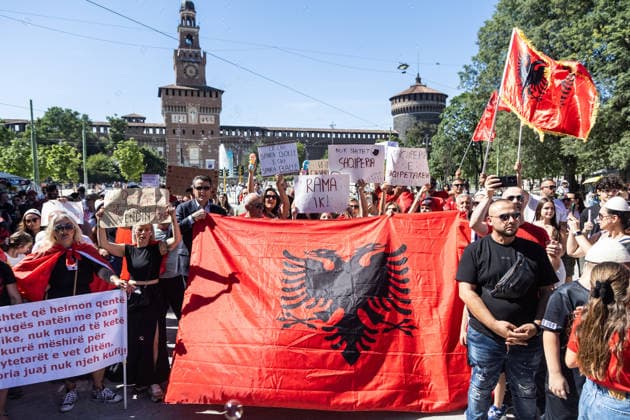 Italien, Protest gegen in Albanien geplantes Bauprojekt von Trumps Schwiegersohn Jared Kushner in Mailand