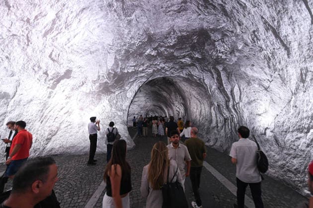 Arts, Frankreich, Einweihung der Installation La Caverne du Pont Neuf in Paris